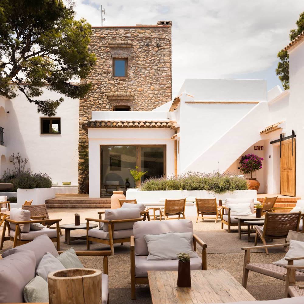 <p><em>Tradición</em></p>