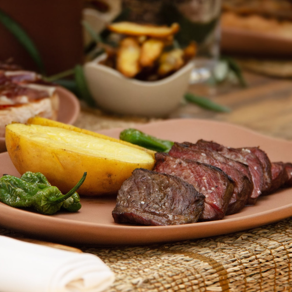 <p>Disfruta <em>del proceso de la brasa</em></p>