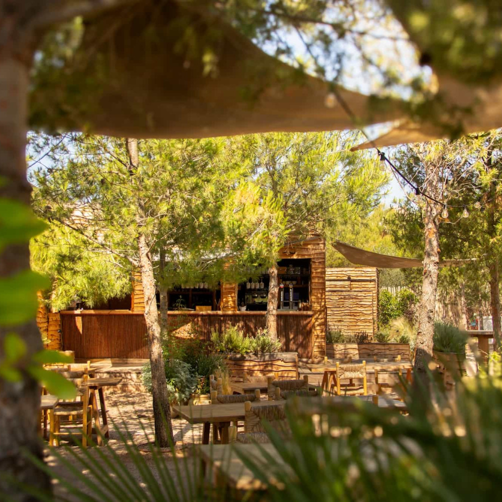 <p>Disfruta <em>del proceso de la brasa</em></p>